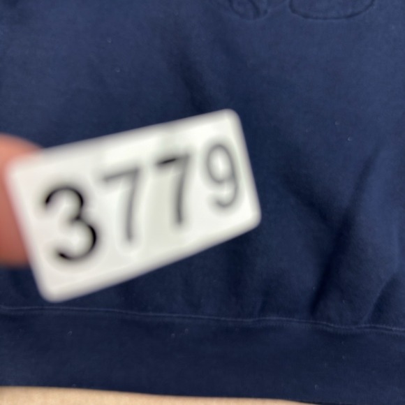 Vintage Walt Disney World Sweatshirt Men's M Navy Blue Mickey Mouse Made USA - Picture 9 of 9